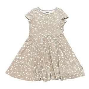 POLARN O PYRET girls floral  dress  122/128 NWOT